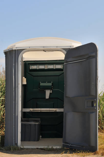 Best Construction site porta potty rental  in Friendly, MD